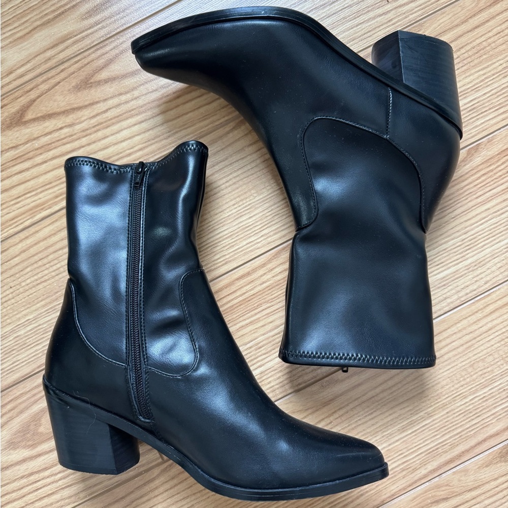 Dolce Vita Black Ankle Boots – Size 9 – 2.5” Block Heel